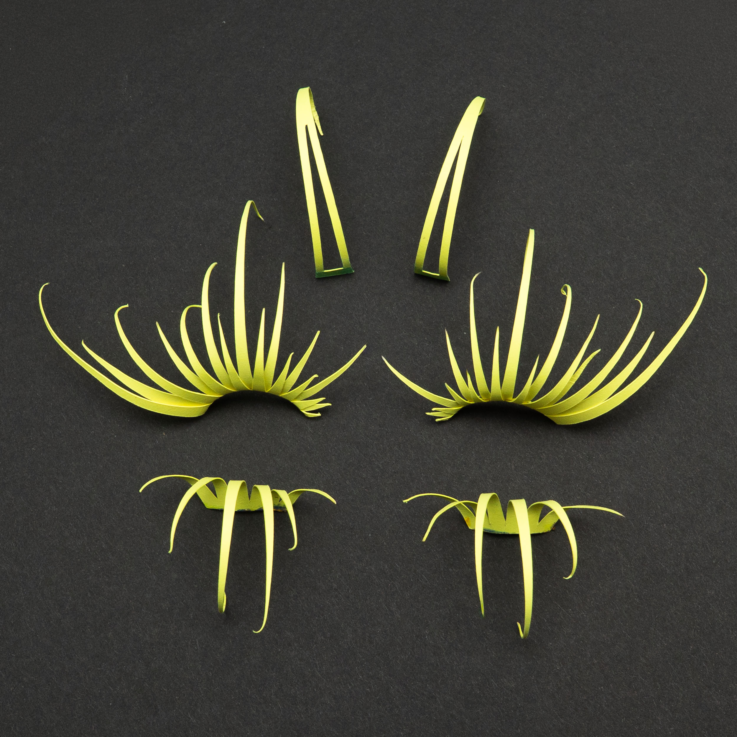 ALARMING UV Yellow Mega Whip & Extra Long Ultimate Accent Lashes - Image 2